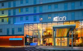 Aloft By Marriott New York Laguardia Airport